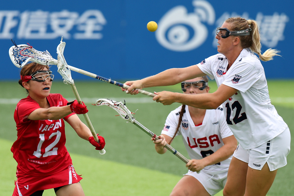 新华社记者, 举行的 新华社记者, 举行的