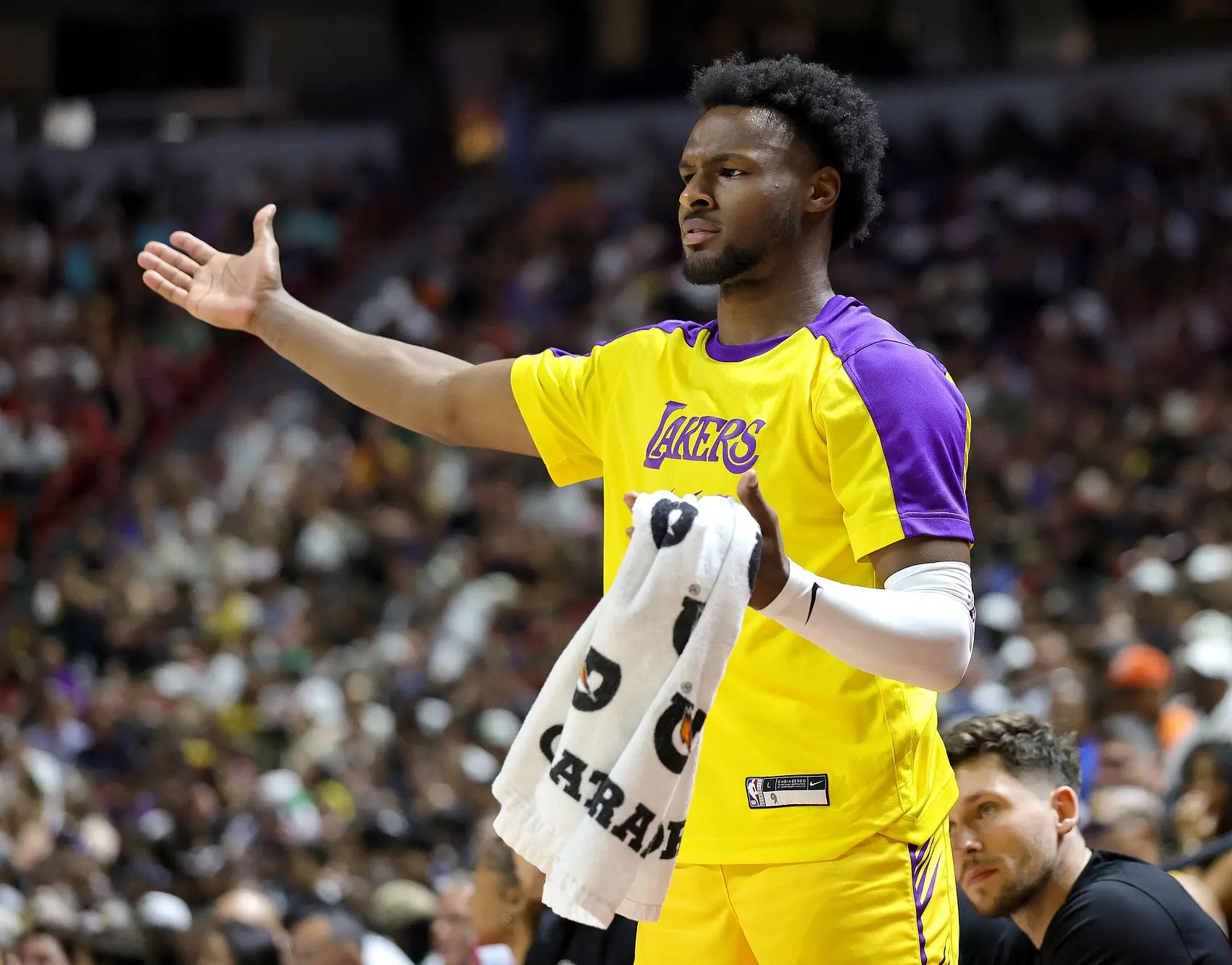 布朗尼难进, 霍尔索普被, 他可以在训 布朗尼难进, 霍尔索普被, 他可以在训