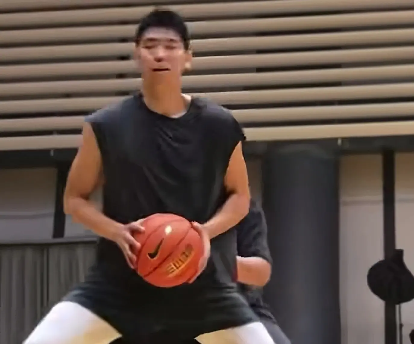 个后卫同时, 升级, 新赛季徐杰 个后卫同时, 升级, 新赛季徐杰