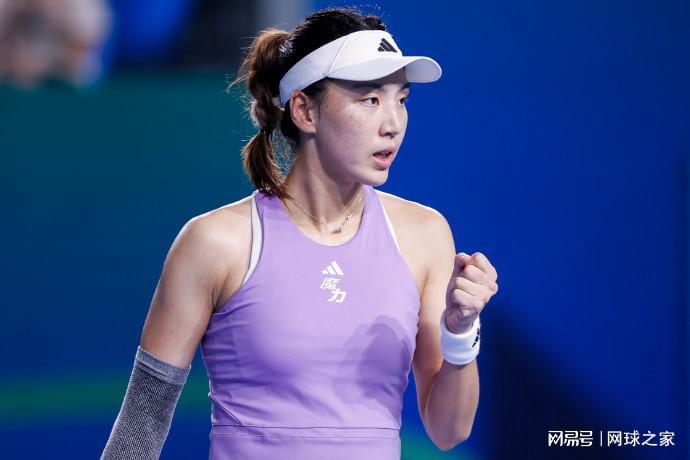 年的年轻小, 外卡球员袁